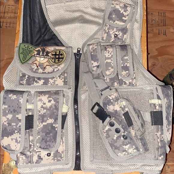light camo army vest - Picture 2 of 2